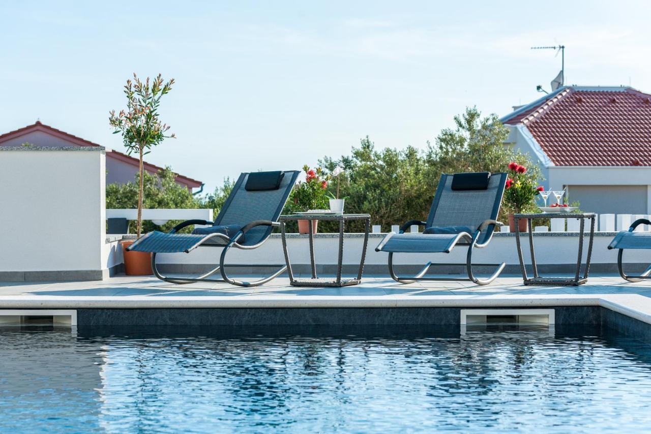 Villa Magnifica Apartments With Pool Novalja Dış mekan fotoğraf