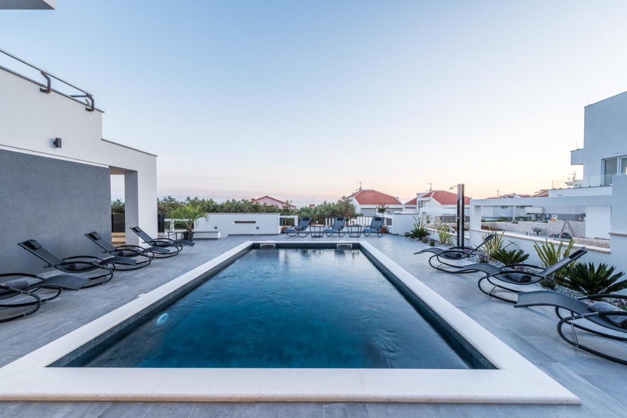 Villa Magnifica Apartments With Pool Novalja Dış mekan fotoğraf