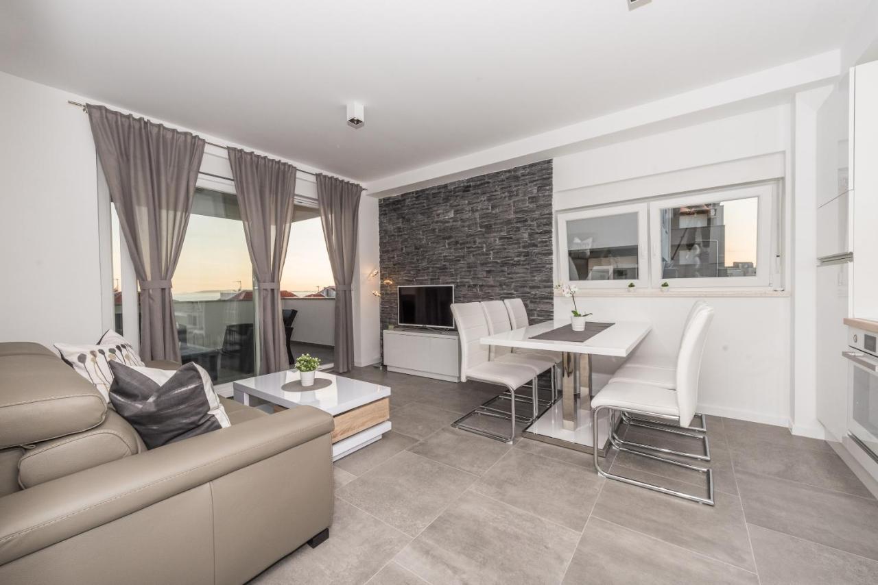 Villa Magnifica Apartments With Pool Novalja Dış mekan fotoğraf