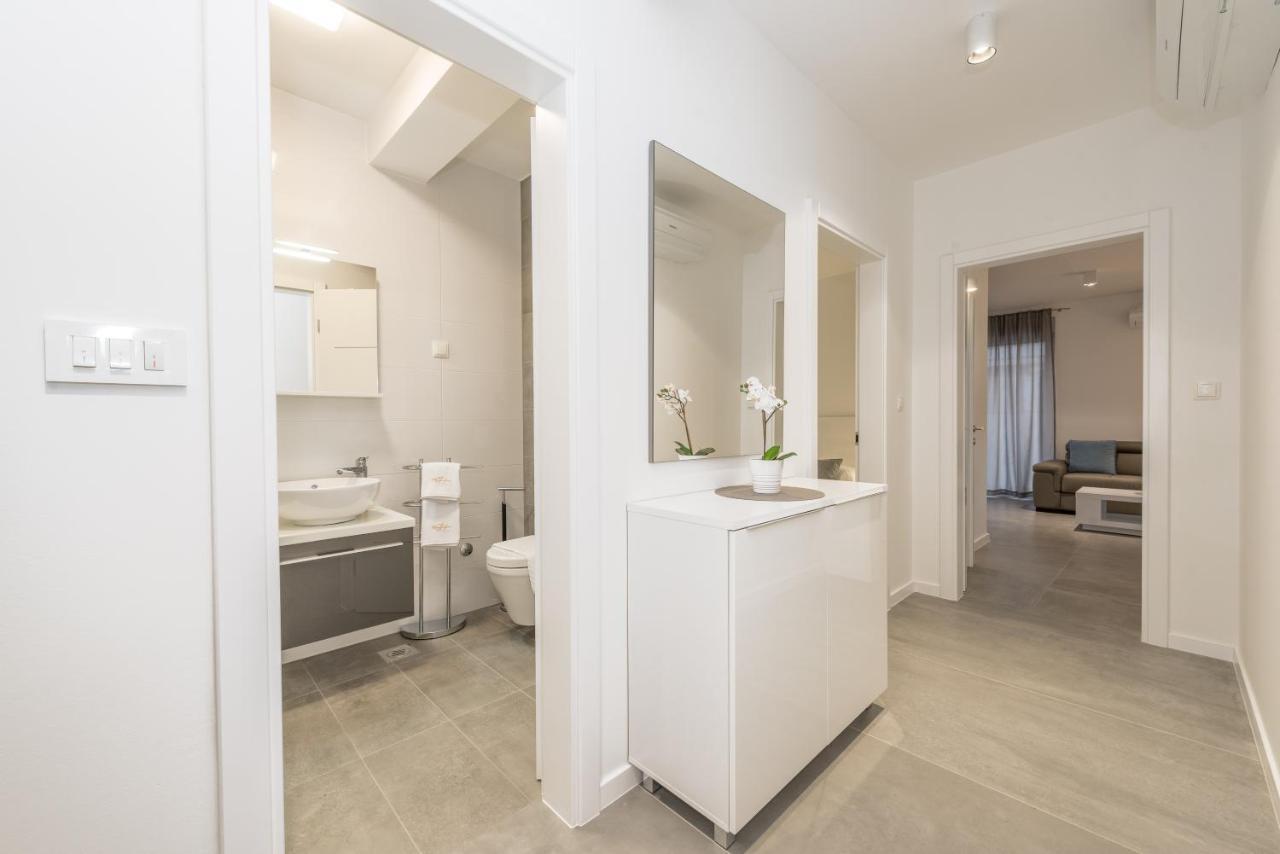 Villa Magnifica Apartments With Pool Novalja Dış mekan fotoğraf